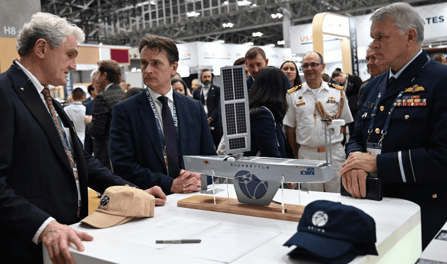 Australian Ambassador to Japan discusses Bluebottles at DSEI in Tokyo Photo left to right: Robert Dane - CEO Ocius, Justin Hayhurst - Australian Ambassador to Japan, Captain Josh Wilkinson - Australian Defence Attaché to Japan, Air Vice Marshal Gavin Turnbull AM - Team Defence Australia