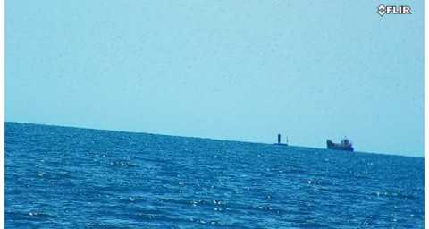 Bluebottle BRIZO passing AS Vessel Centaur II - photo from another Bluebottle